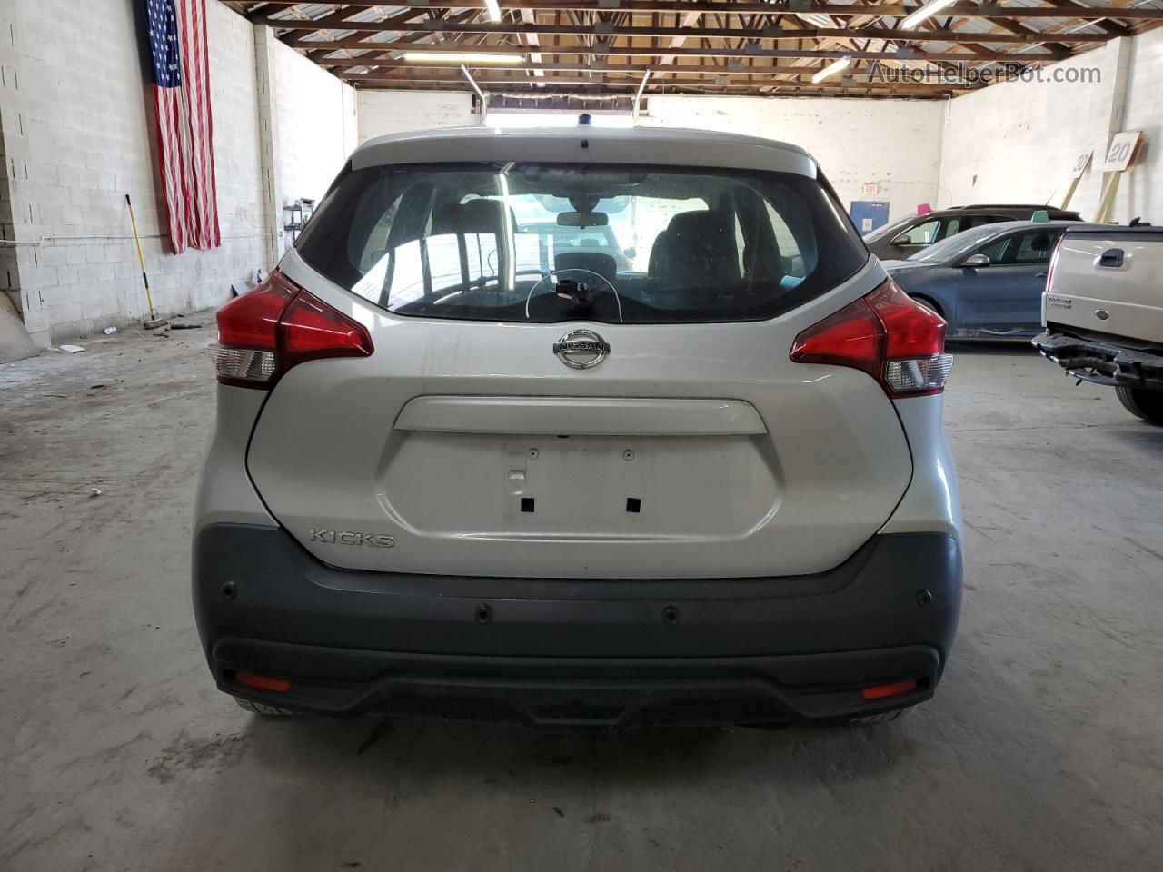 2020 Nissan Kicks S Silver vin: 3N1CP5BV0LL497222