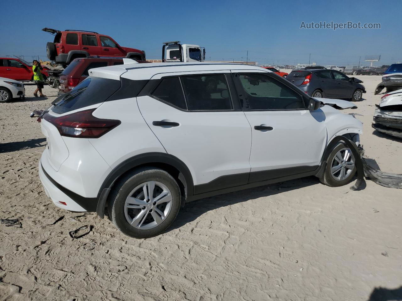 2022 Nissan Kicks S White vin: 3N1CP5BV0NL529931