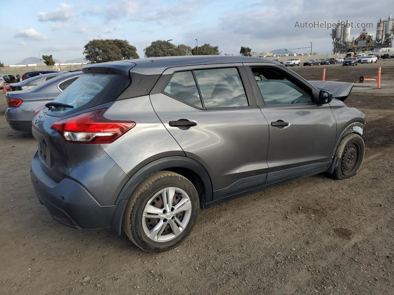 2020 Nissan Kicks S Серый vin: 3N1CP5BV1LL506624