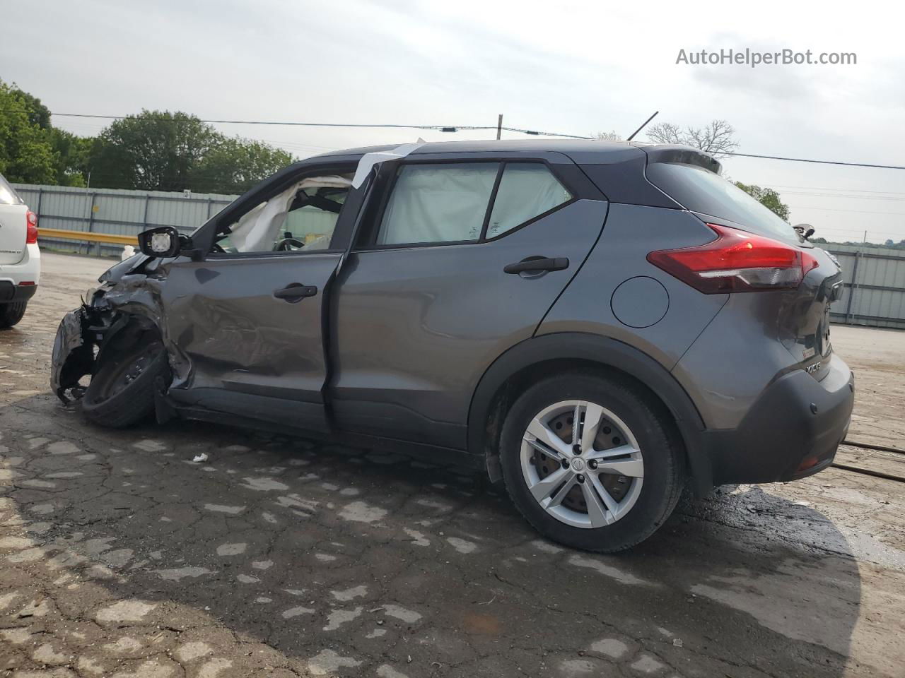 2020 Nissan Kicks S Gray vin: 3N1CP5BV2LL480809