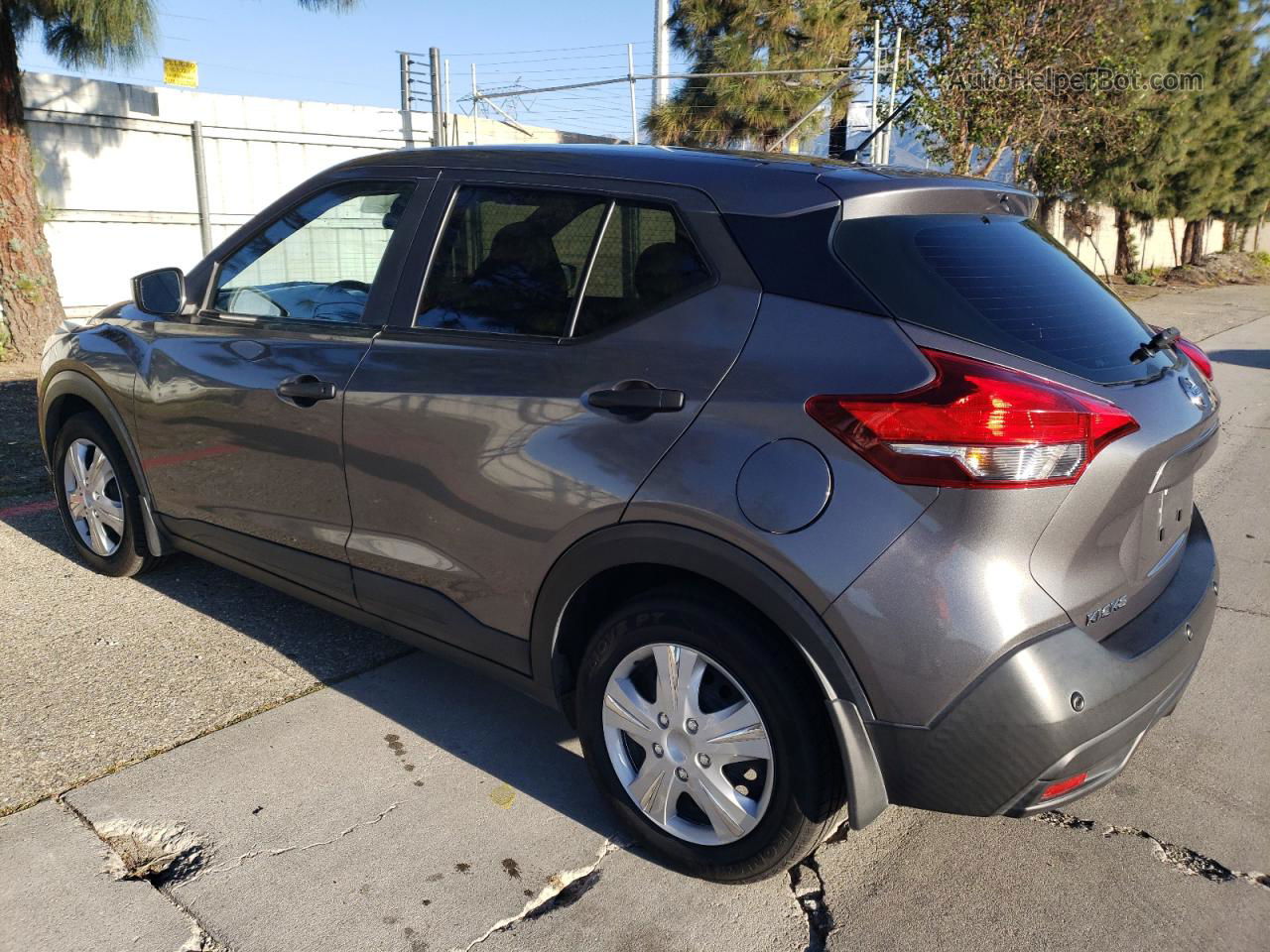 2020 Nissan Kicks S Gray vin: 3N1CP5BV5LL502737