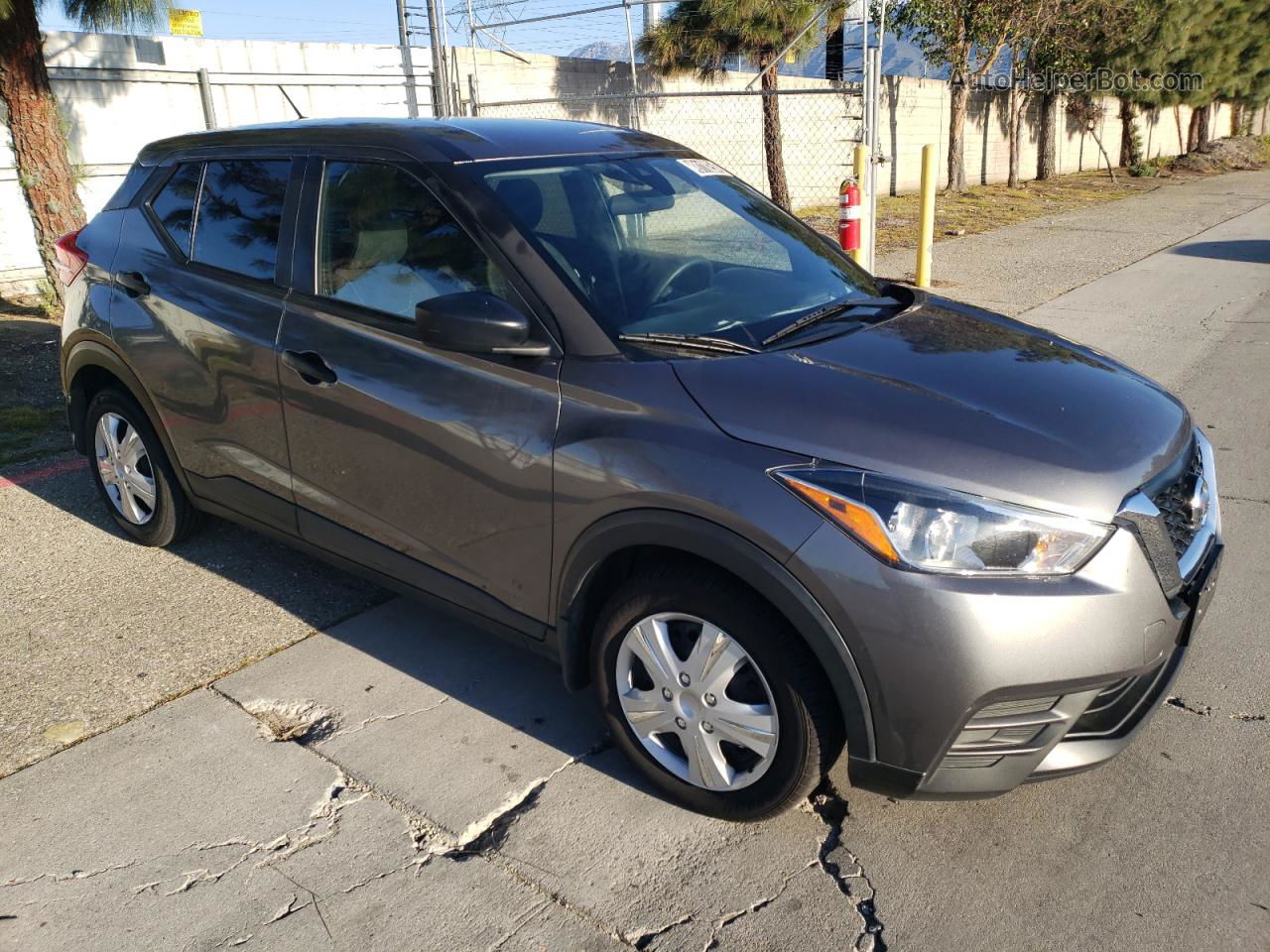 2020 Nissan Kicks S Gray vin: 3N1CP5BV5LL502737