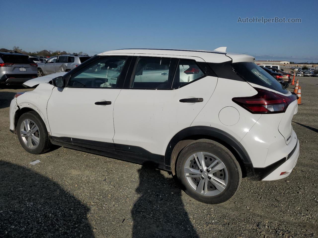 2022 Nissan Kicks S White vin: 3N1CP5BV5NL482878