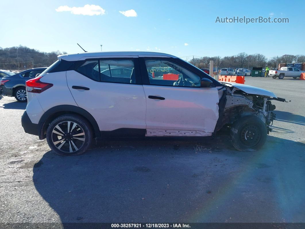 2020 Nissan Kicks   White vin: 3N1CP5BV7LL502111