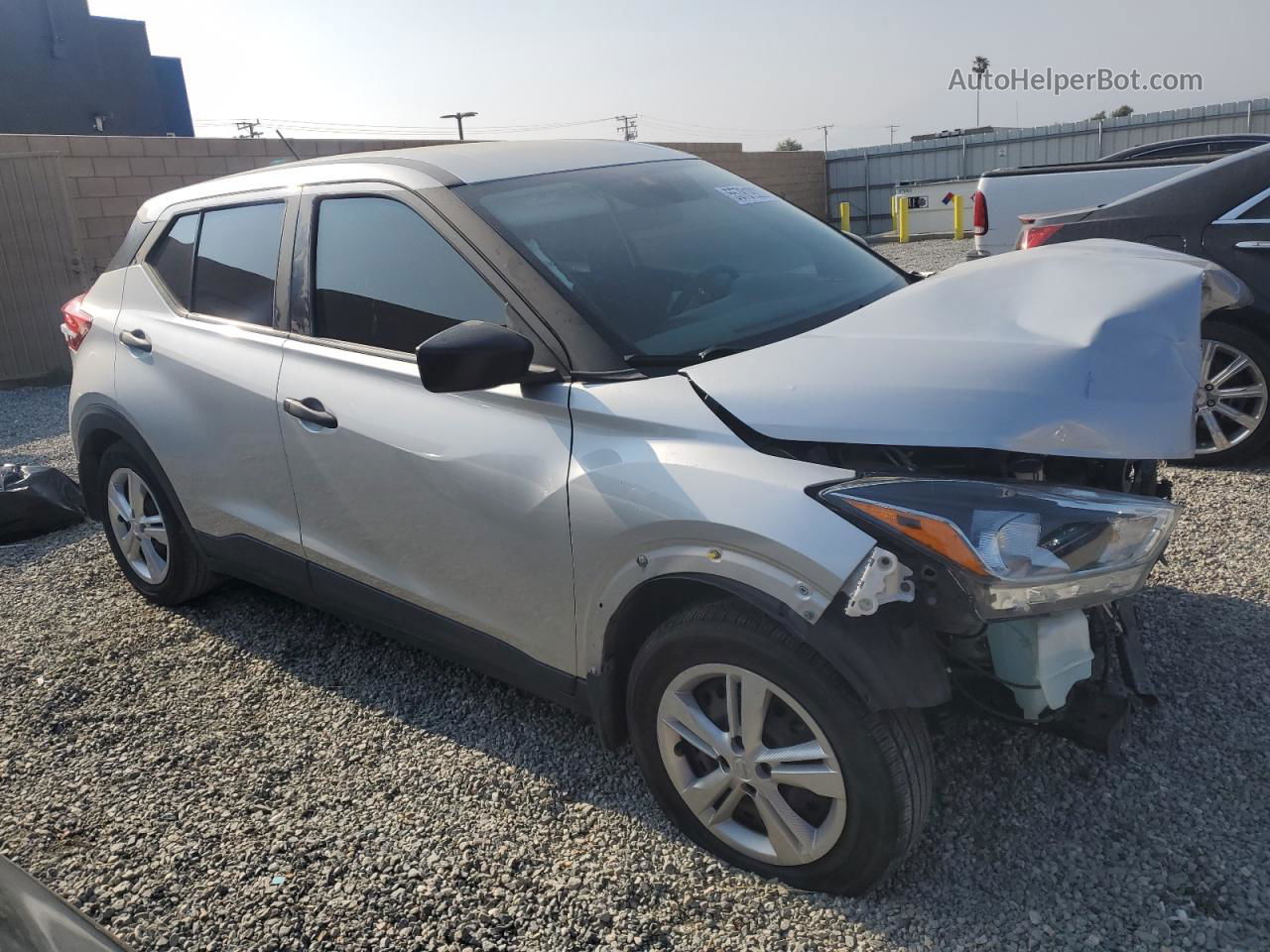 2020 Nissan Kicks S Silver vin: 3N1CP5BV7LL512847