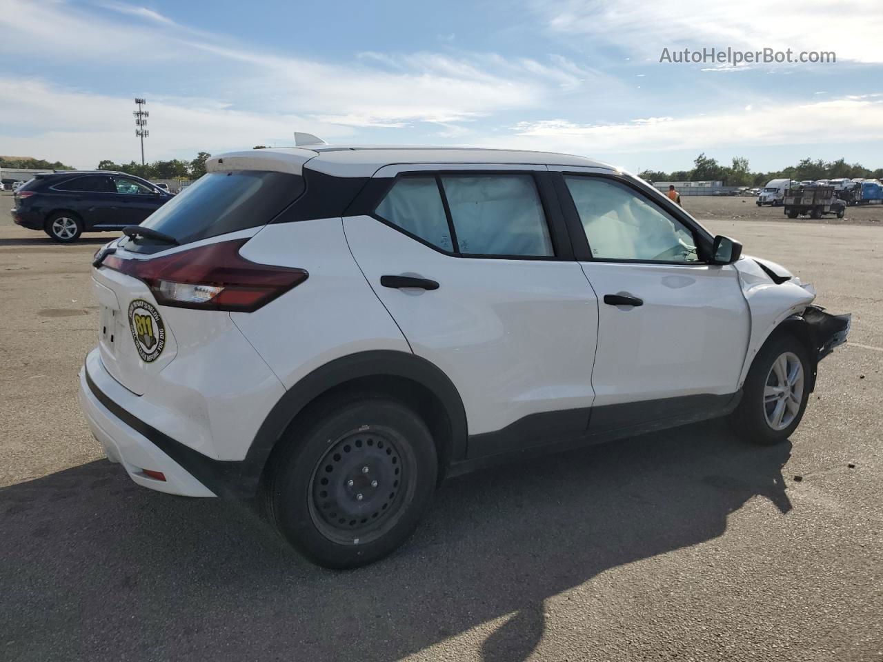 2022 Nissan Kicks S White vin: 3N1CP5BV9NL494676