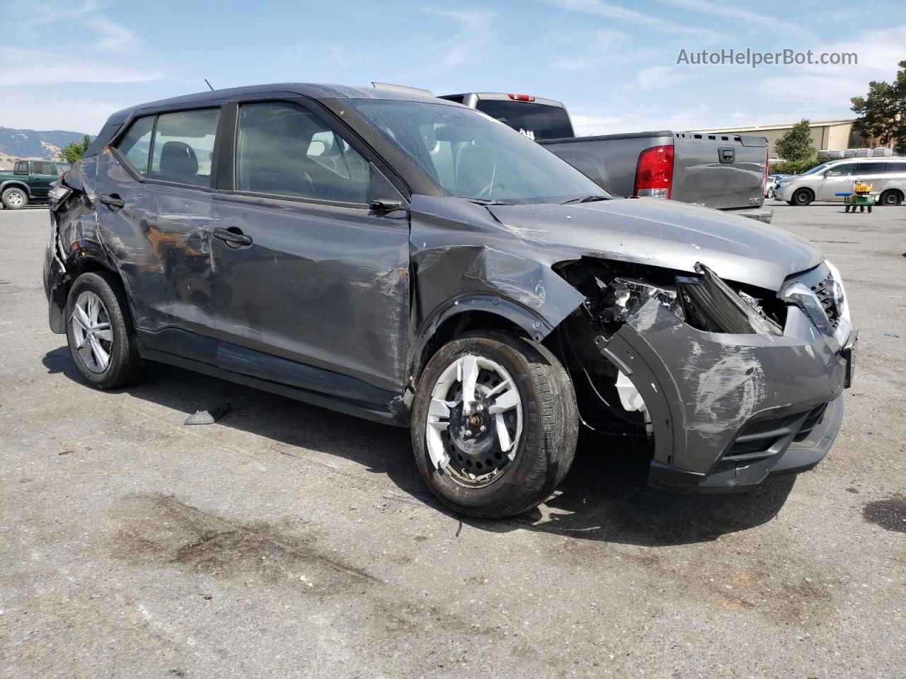 2020 Nissan Kicks S Серый vin: 3N1CP5BVXLL570774