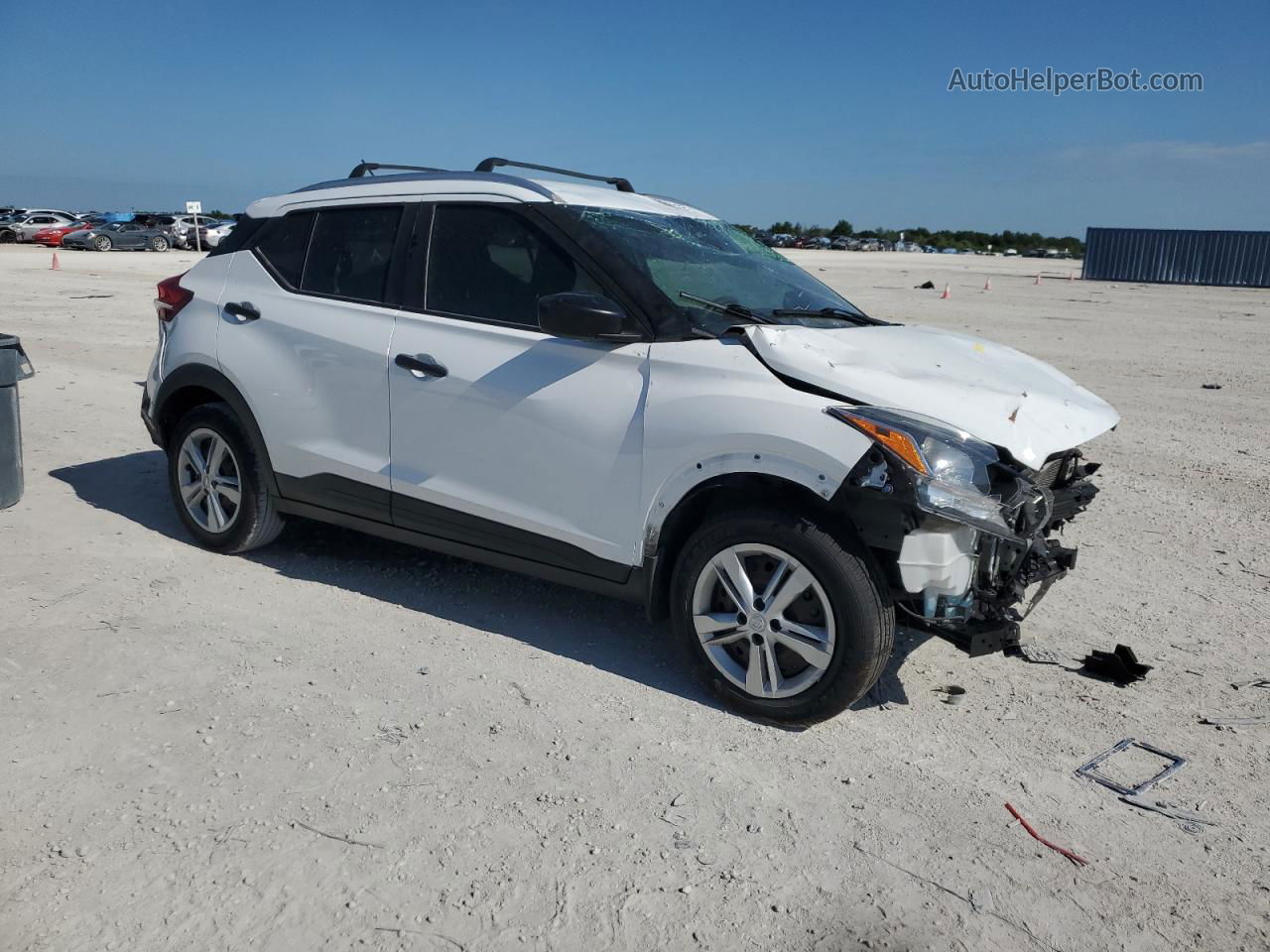 2018 Nissan Kicks S Белый vin: 3N1CP5CU0JL508528