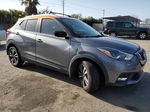 2018 Nissan Kicks S Two Tone vin: 3N1CP5CU1JL504908