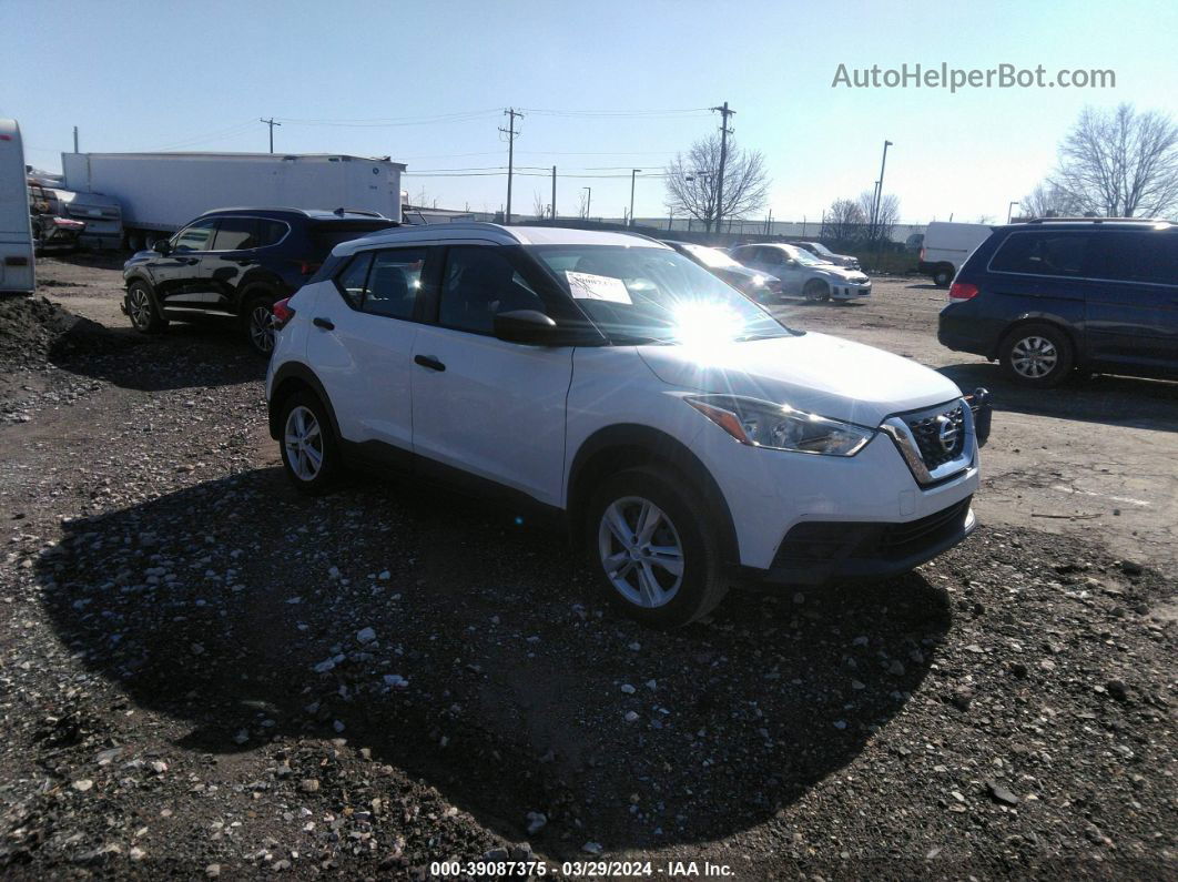 2018 Nissan Kicks S White vin: 3N1CP5CU1JL507307