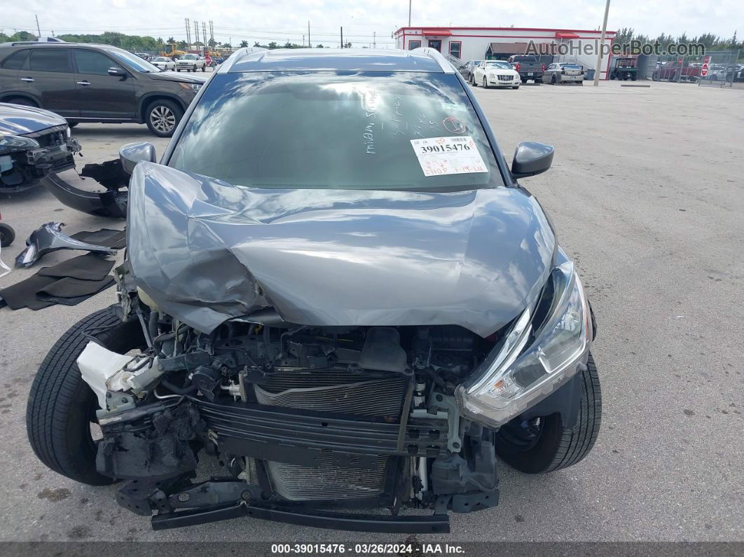 2018 Nissan Kicks Sv Gray vin: 3N1CP5CU1JL517948