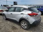 2018 Nissan Kicks S Серебряный vin: 3N1CP5CU1JL519618