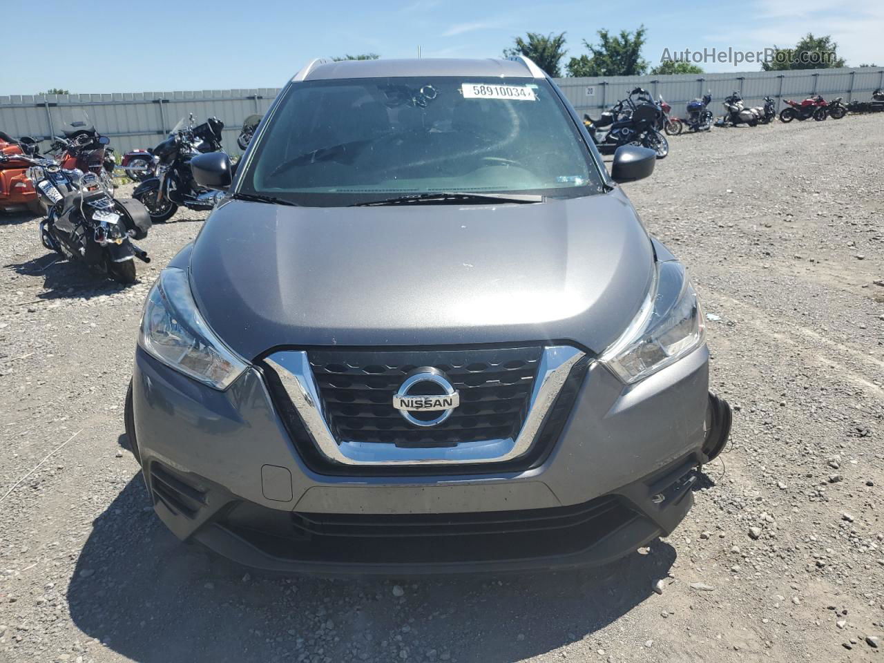 2018 Nissan Kicks S Gray vin: 3N1CP5CU1JL538427