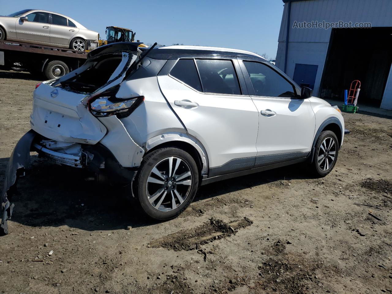 2018 Nissan Kicks S White vin: 3N1CP5CU2JL502648