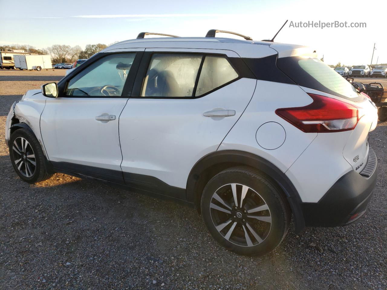 2018 Nissan Kicks S White vin: 3N1CP5CU4JL529348