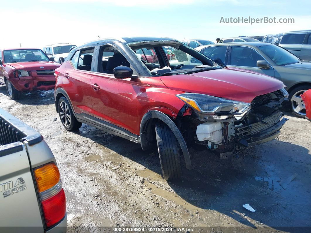 2018 Nissan Kicks Sr Red vin: 3N1CP5CU4JL533884