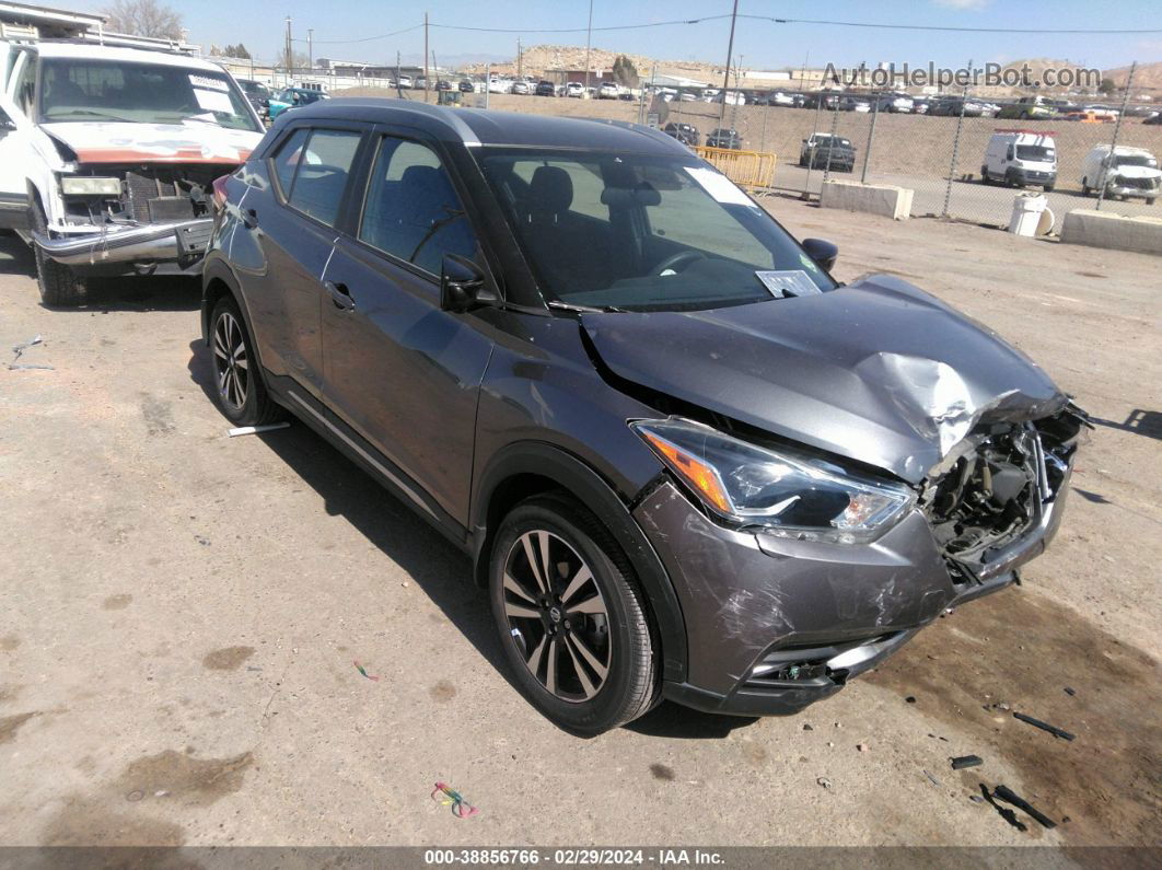 2018 Nissan Kicks Sr Pewter vin: 3N1CP5CU4JL544948