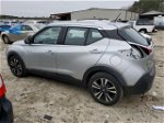 2018 Nissan Kicks S Серебряный vin: 3N1CP5CU7JL531028