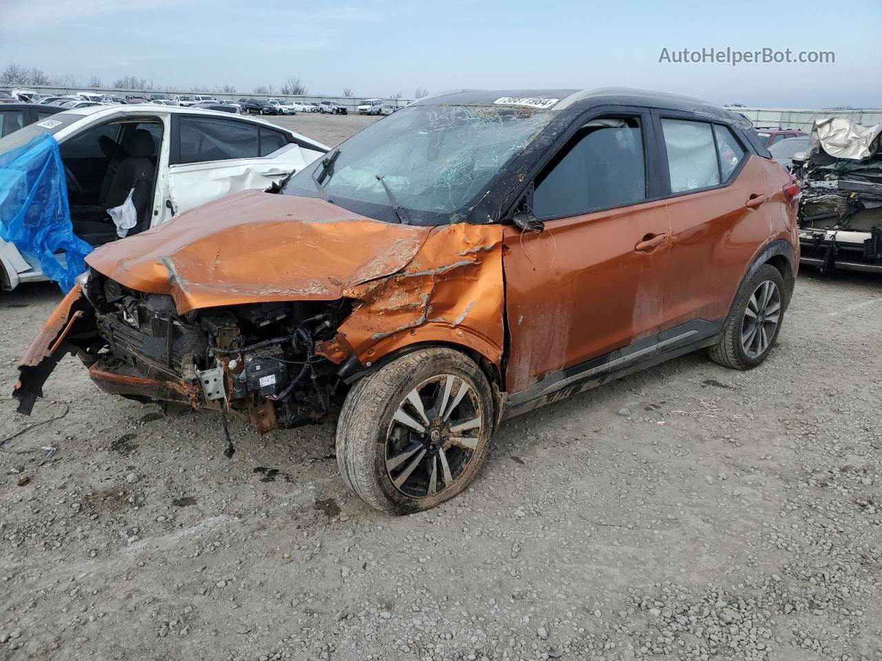 2018 Nissan Kicks S Orange vin: 3N1CP5CU7JL543521