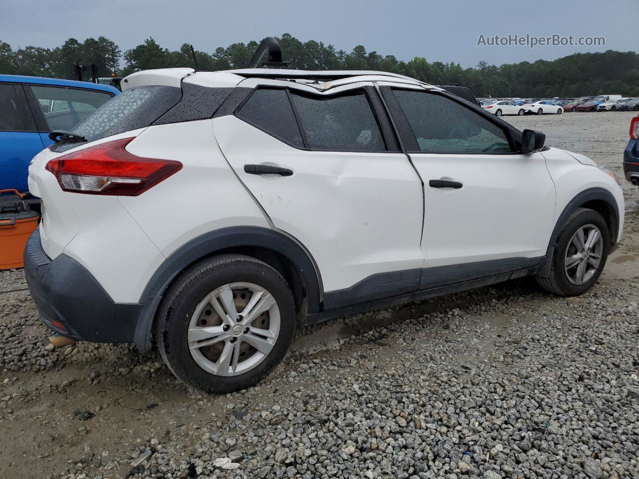 2018 Nissan Kicks S White vin: 3N1CP5CU8JL508499