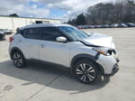 2018 Nissan Kicks S Серебряный vin: 3N1CP5CU9JL510388