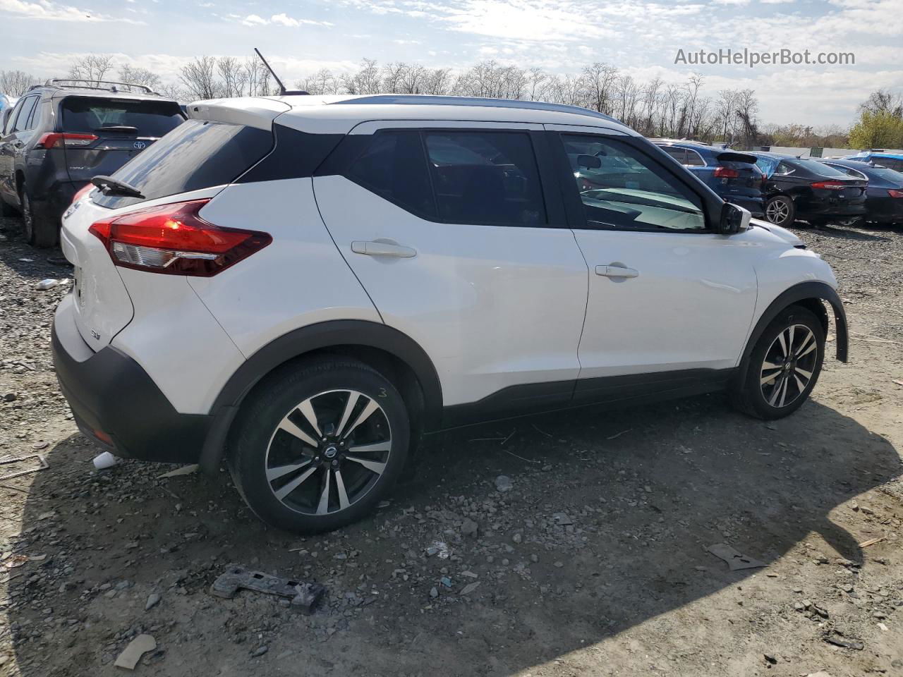 2018 Nissan Kicks S Белый vin: 3N1CP5CU9JL534139