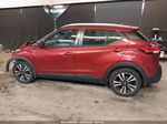 2018 Nissan Kicks Sv Red vin: 3N1CP5CU9JL538711