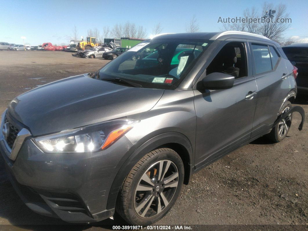 2018 Nissan Kicks Sv Gray vin: 3N1CP5CU9JL541561