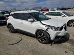 2018 Nissan Kicks S White vin: 3N1CP5CUXJL545330