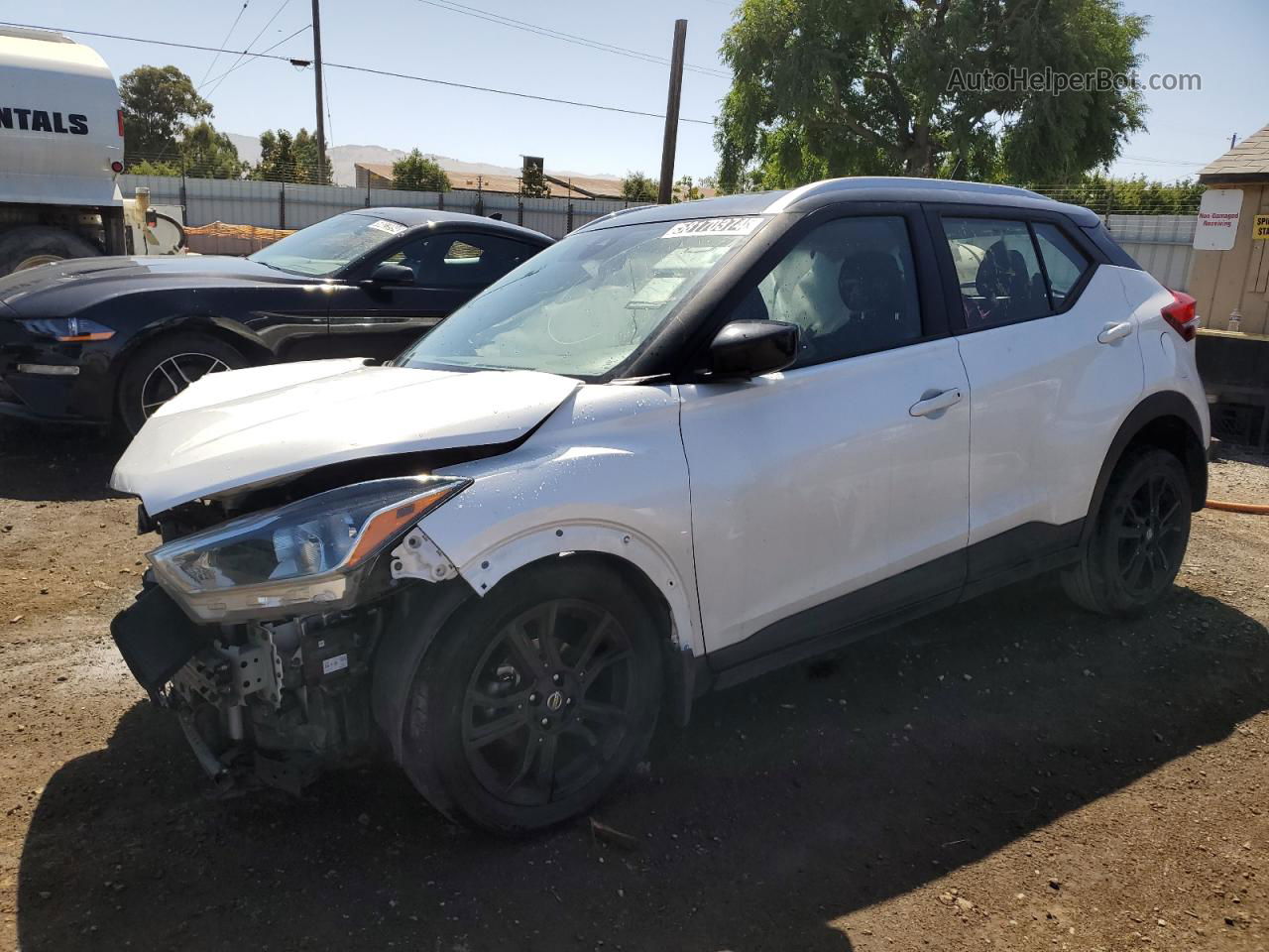 2020 Nissan Kicks Sv White vin: 3N1CP5CV0LL510114