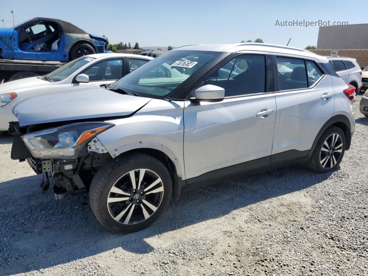 2020 Nissan Kicks Sv Silver vin: 3N1CP5CV0LL542528