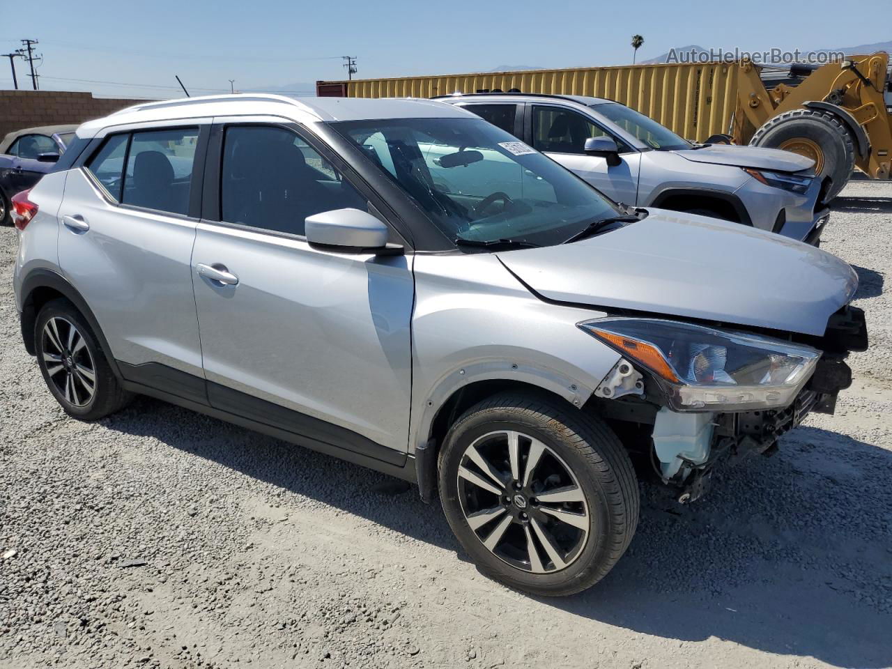 2020 Nissan Kicks Sv Silver vin: 3N1CP5CV0LL542528