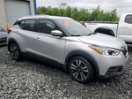 2020 Nissan Kicks Sv Серебряный vin: 3N1CP5CV2LL514214