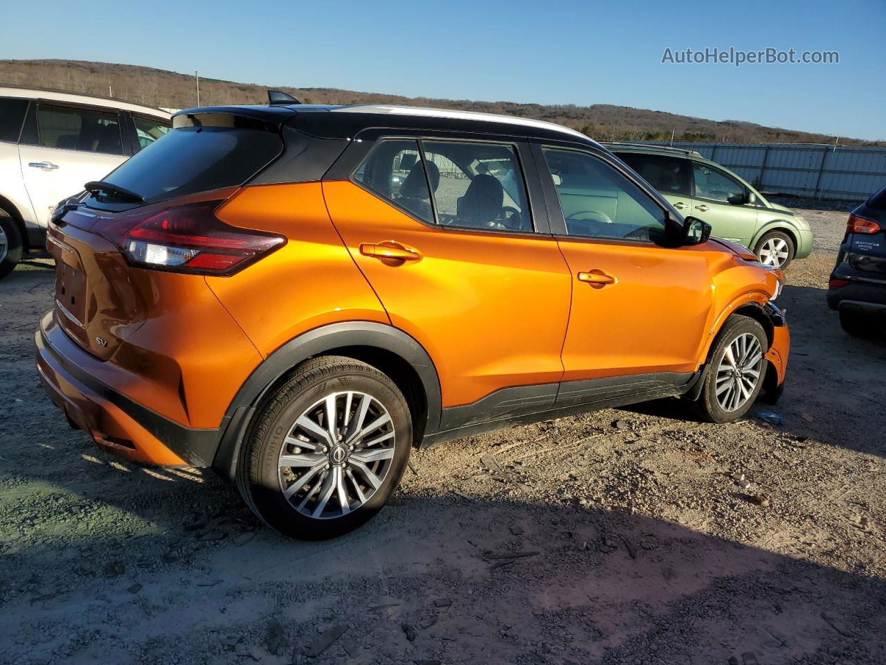 2022 Nissan Kicks Sv Orange vin: 3N1CP5CV2NL477927