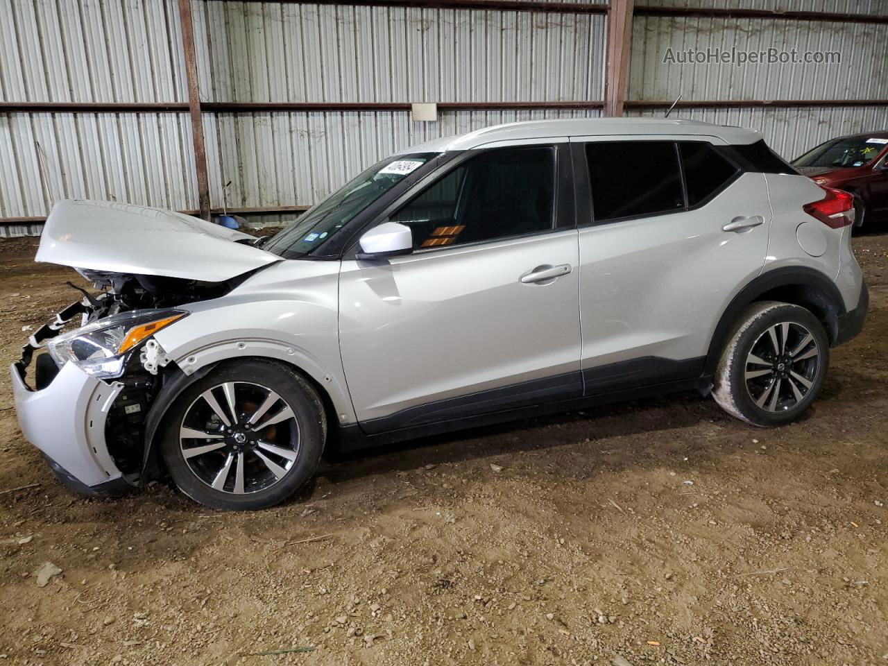 2020 Nissan Kicks Sv Silver vin: 3N1CP5CV3LL517672