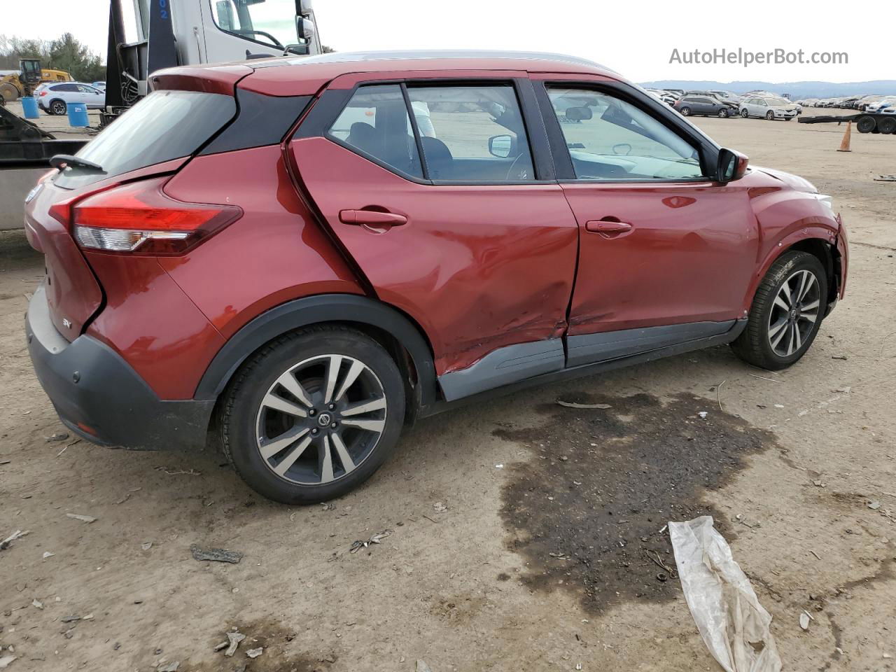 2020 Nissan Kicks Sv Бордовый vin: 3N1CP5CV4LL506812