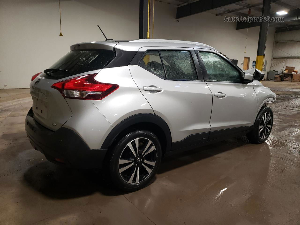 2020 Nissan Kicks Sv Silver vin: 3N1CP5CV4LL529569