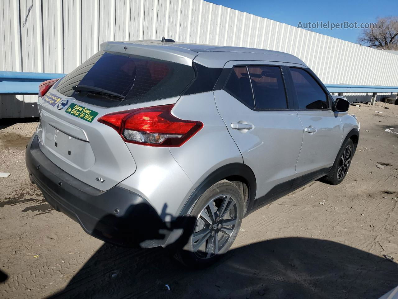 2020 Nissan Kicks Sv Silver vin: 3N1CP5CV4LL533217