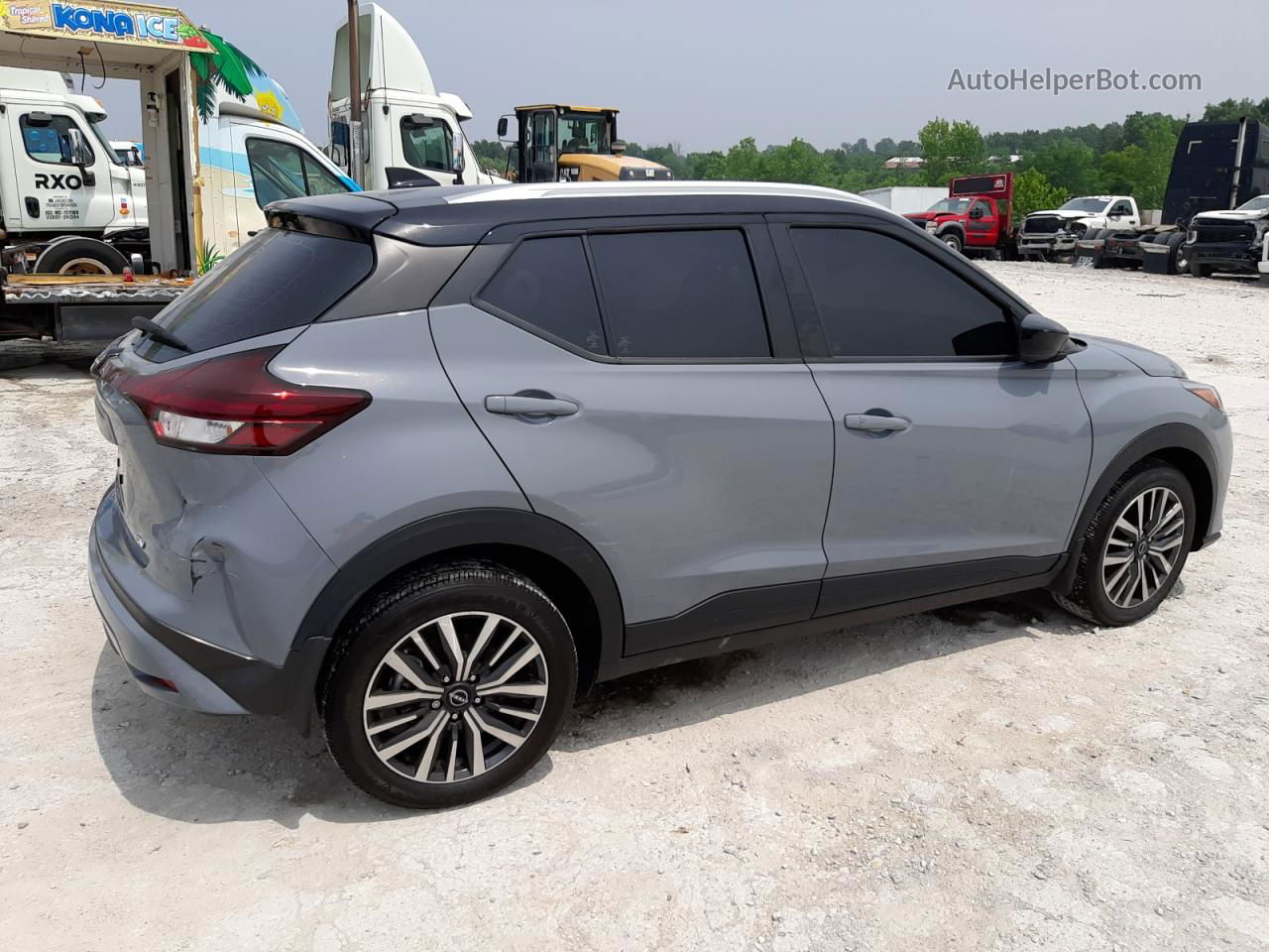 2022 Nissan Kicks Sv Gray vin: 3N1CP5CV4NL484314