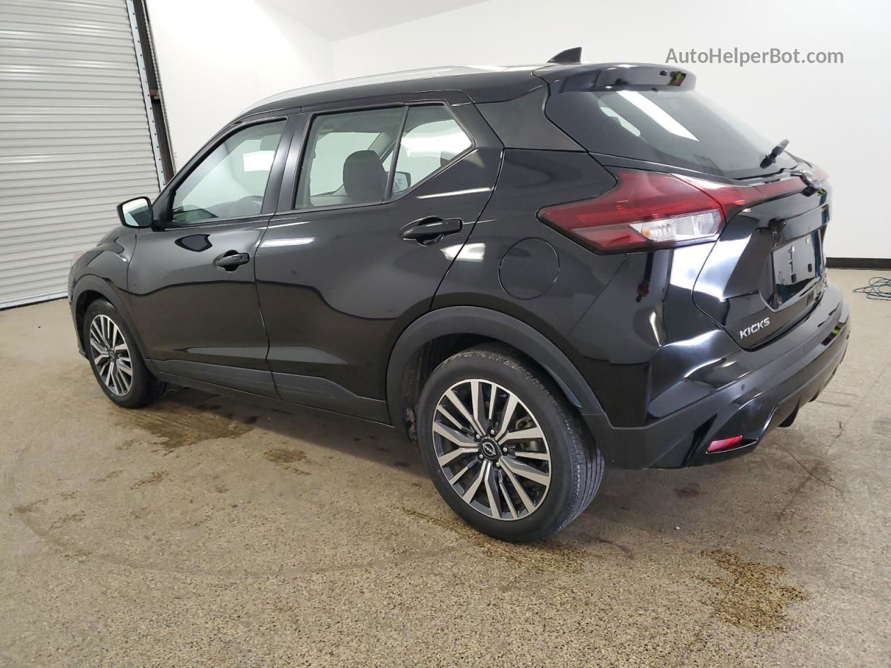 2022 Nissan Kicks Sv Черный vin: 3N1CP5CV4NL490131