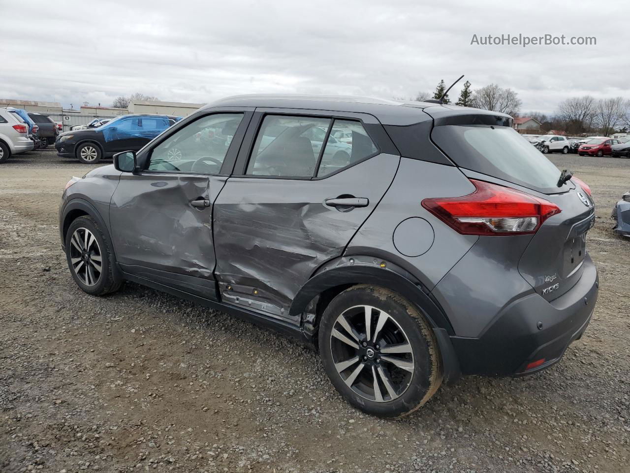 2020 Nissan Kicks Sv Gray vin: 3N1CP5CV5LL494914