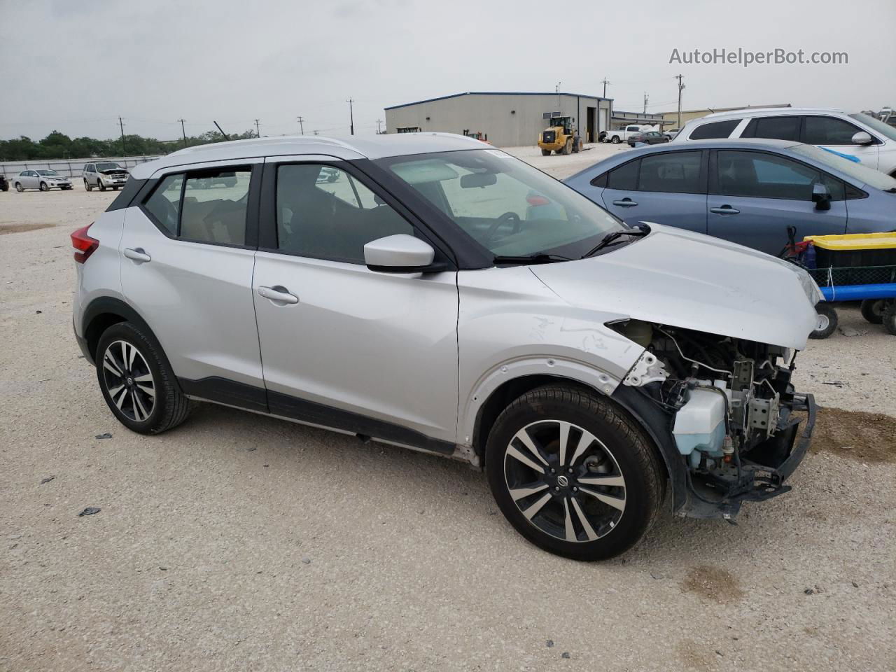 2020 Nissan Kicks Sv Silver vin: 3N1CP5CV5LL517236