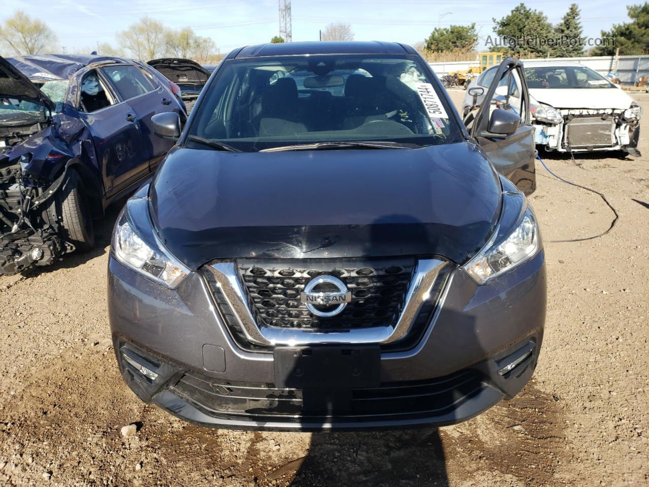 2020 Nissan Kicks Sv Gray vin: 3N1CP5CV5LL566016