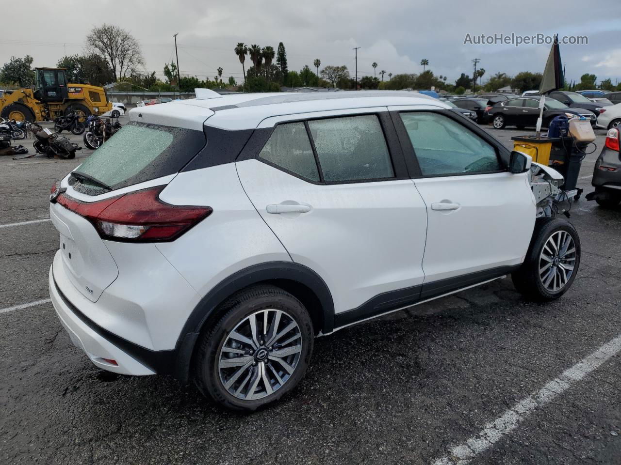 2022 Nissan Kicks Sv Белый vin: 3N1CP5CV5NL487318