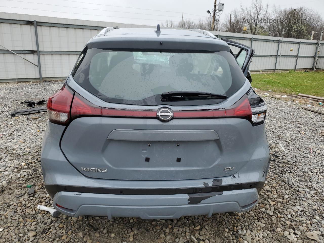 2022 Nissan Kicks Sv Gray vin: 3N1CP5CV5NL503016