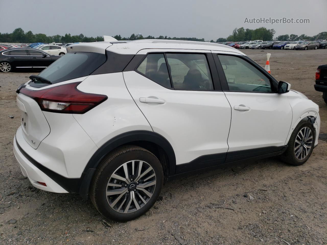 2022 Nissan Kicks Sv Белый vin: 3N1CP5CV5NL508815