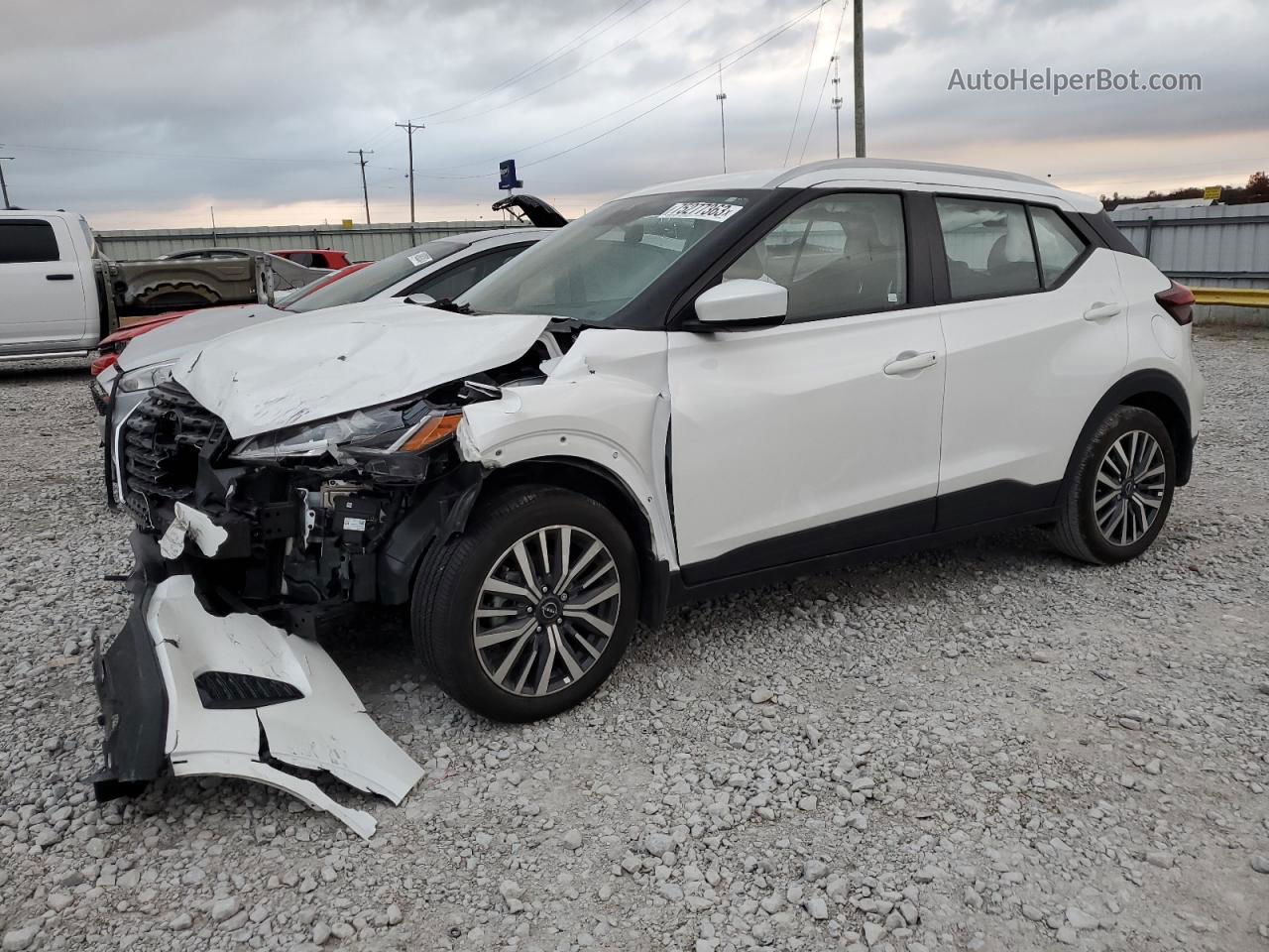 2022 Nissan Kicks Sv White vin: 3N1CP5CV5NL530880