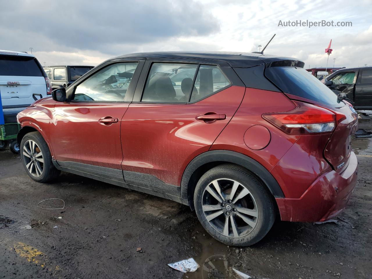 2020 Nissan Kicks Sv Красный vin: 3N1CP5CV6LL542095