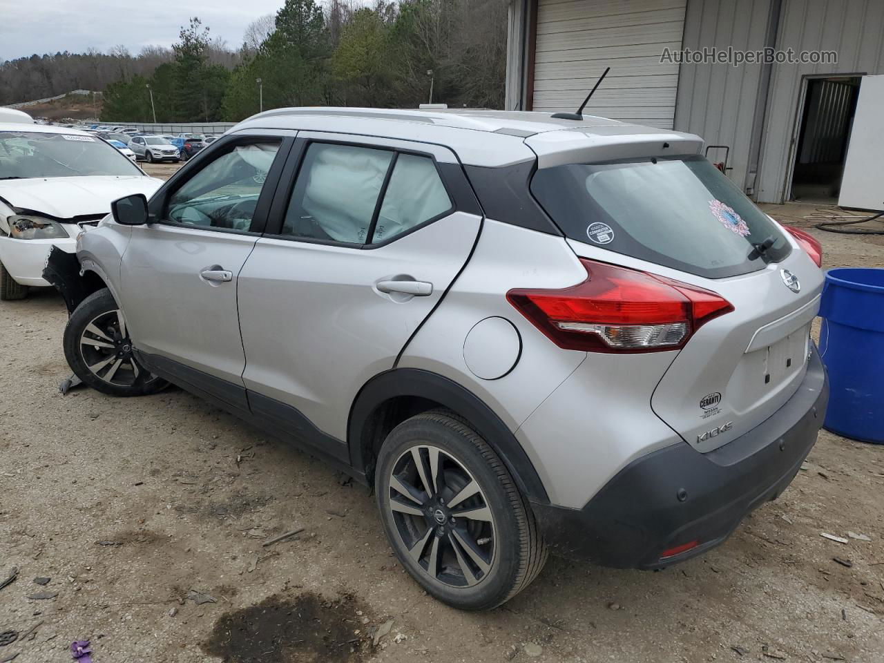 2020 Nissan Kicks Sv Silver vin: 3N1CP5CV7LL502849