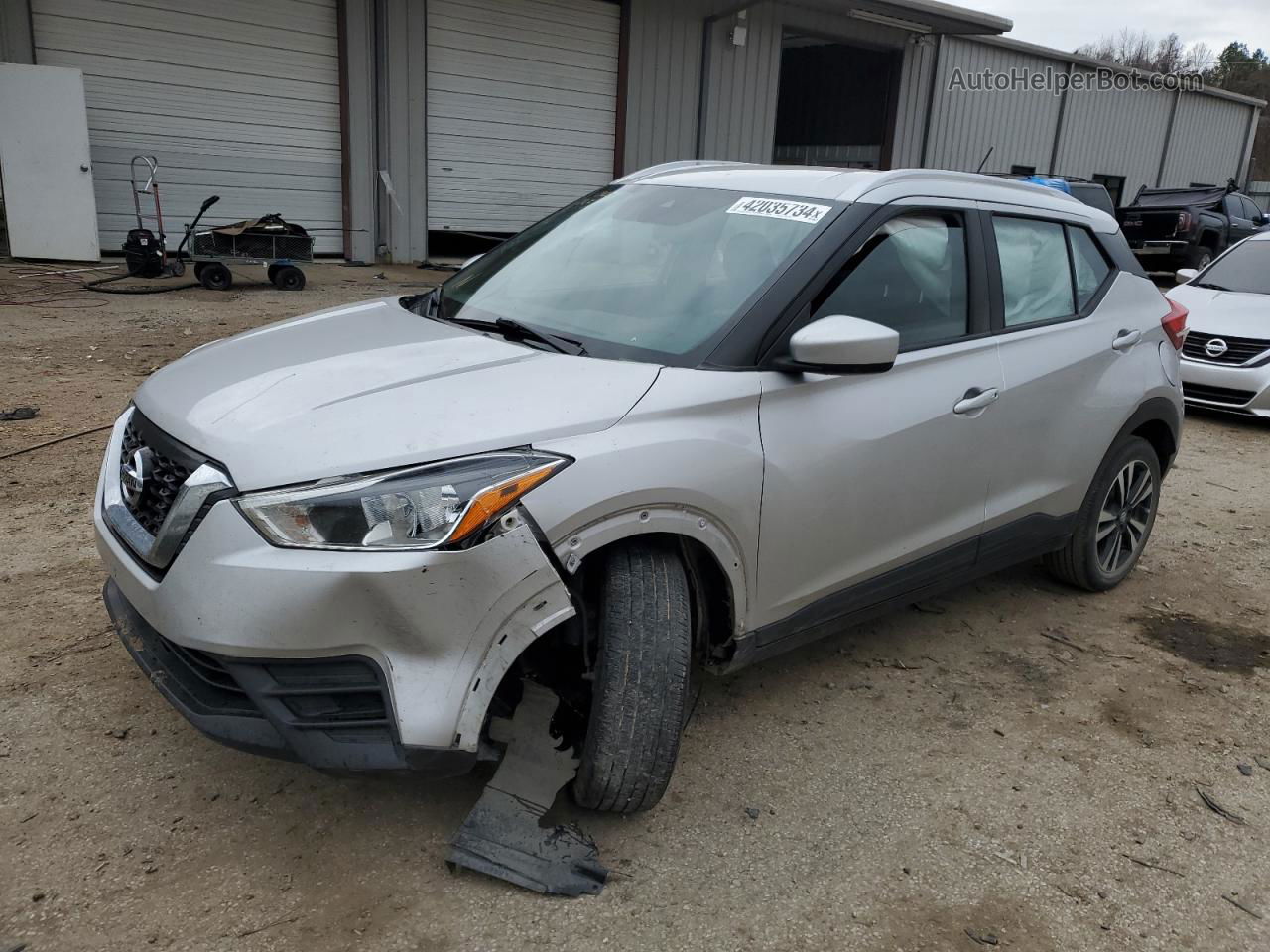 2020 Nissan Kicks Sv Silver vin: 3N1CP5CV7LL502849